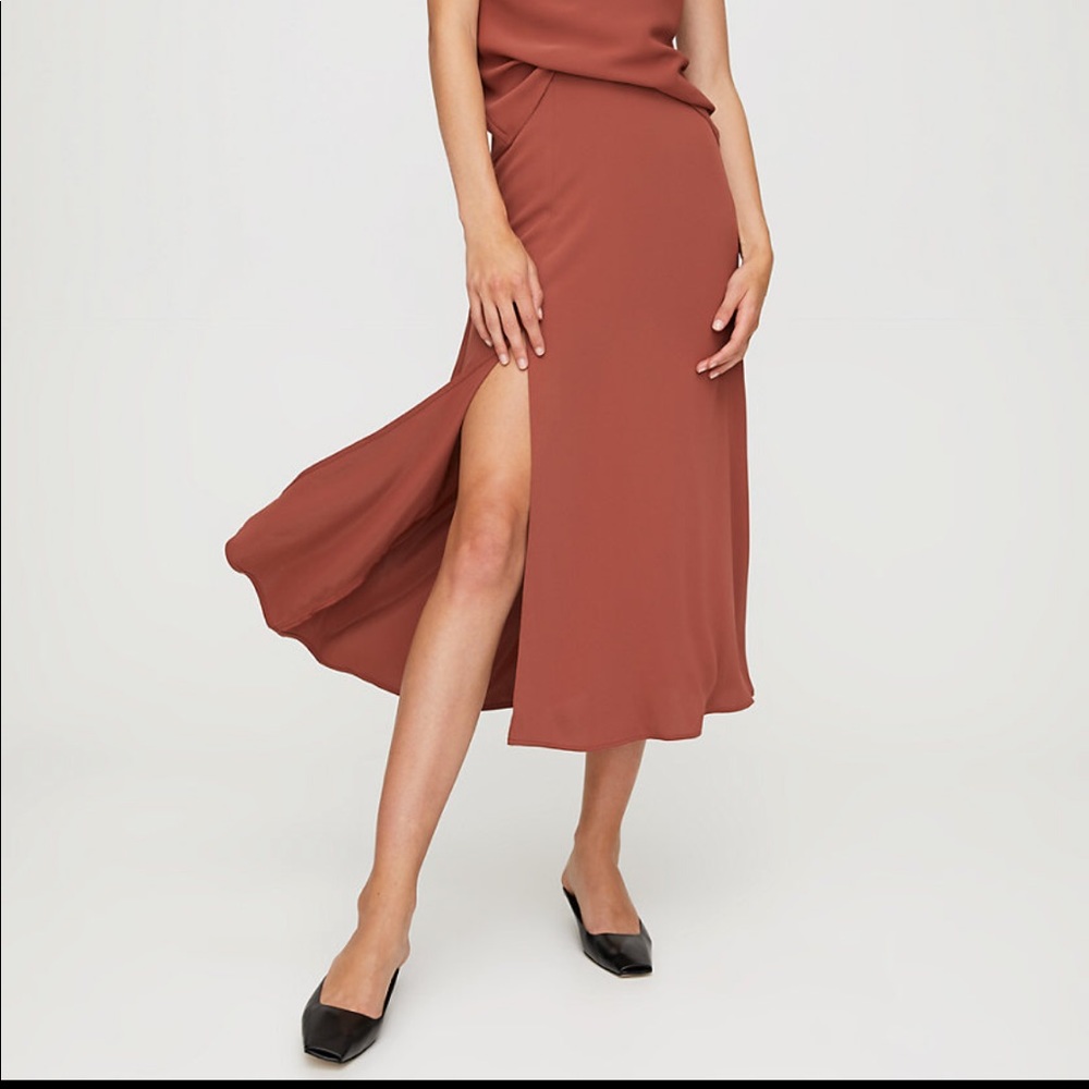 NWOT Aritzia Babaton Black Wilson Skirt 00